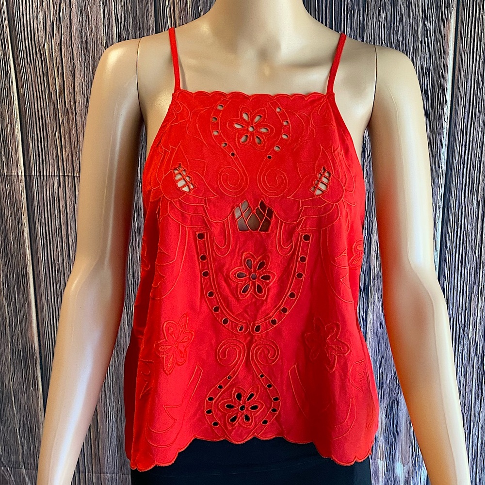 Forever 21 ruby tomato red size medium floral tank blouse